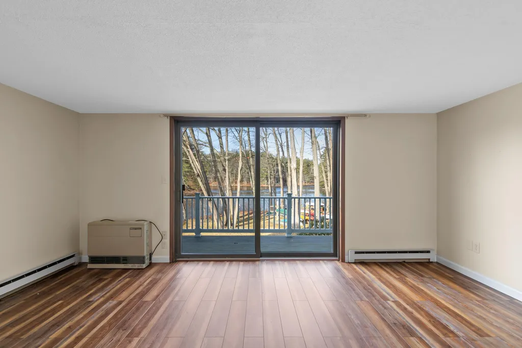 1306 Piscassic Street Newmarket NH 03857