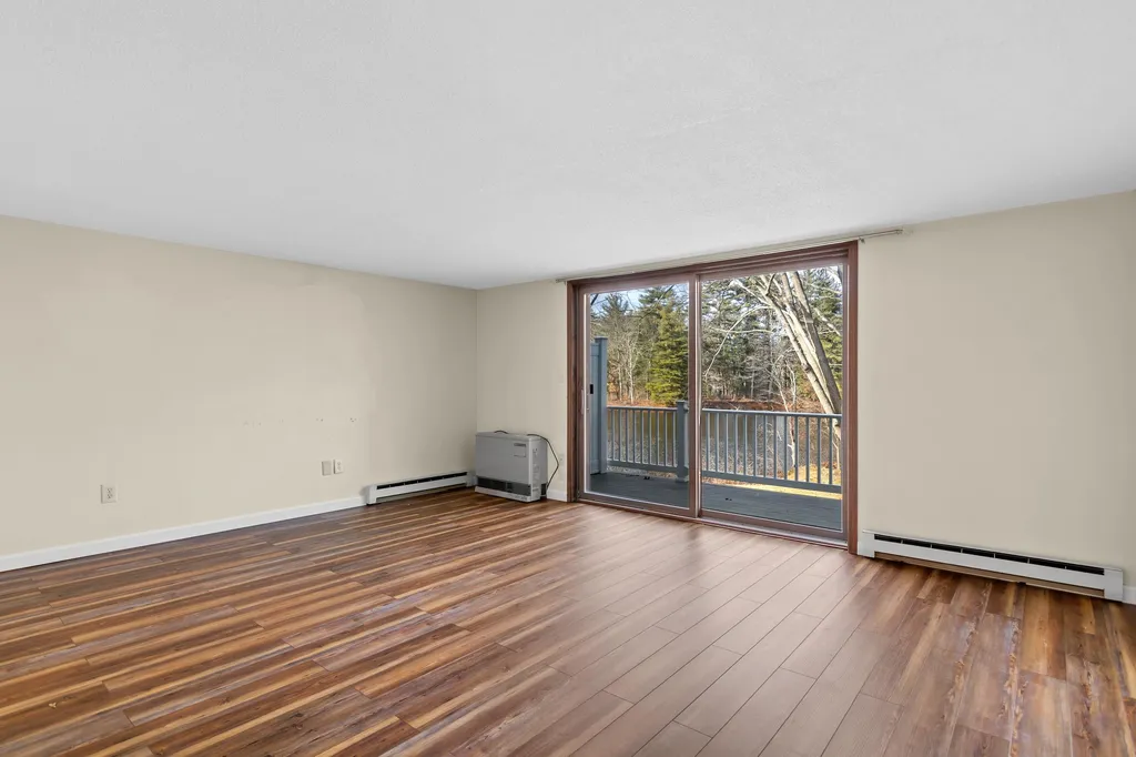 1306 Piscassic Street Newmarket NH 03857
