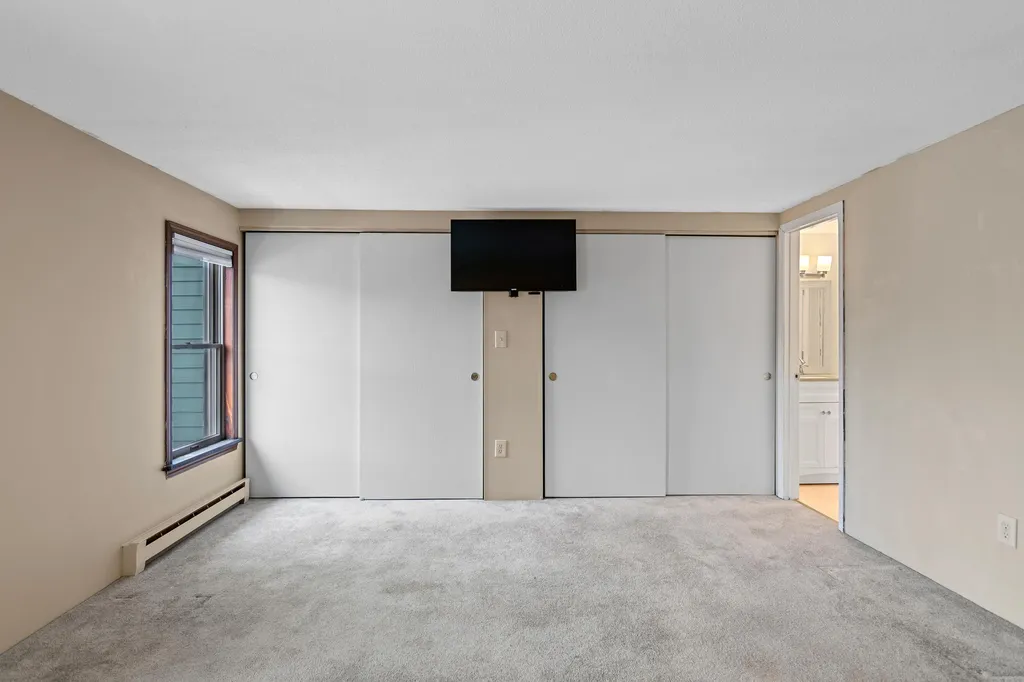 1306 Piscassic Street Newmarket NH 03857