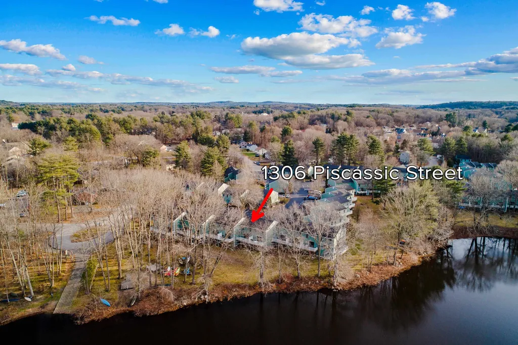 1306 Piscassic Street Newmarket NH 03857