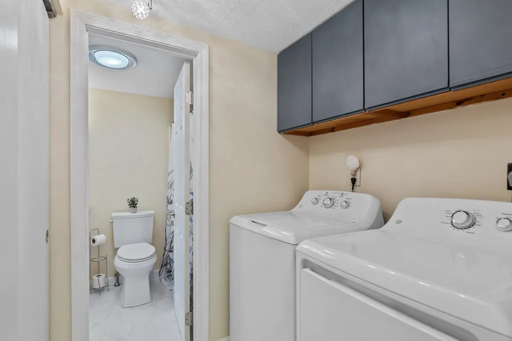 1306 Piscassic Street Newmarket NH 03857