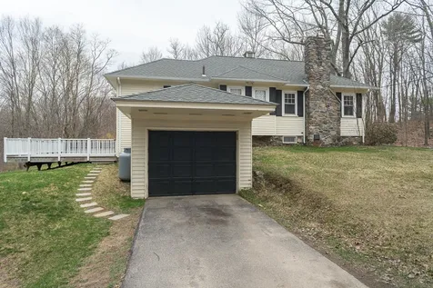 10 Adams Road Kittery ME 03904