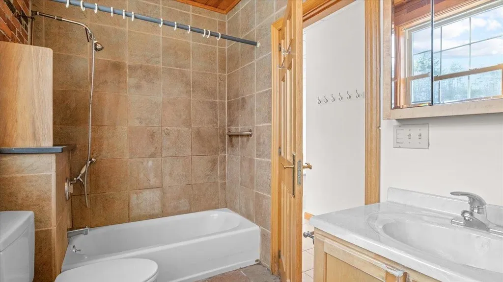 21 Railroad Street Milton VT 05468