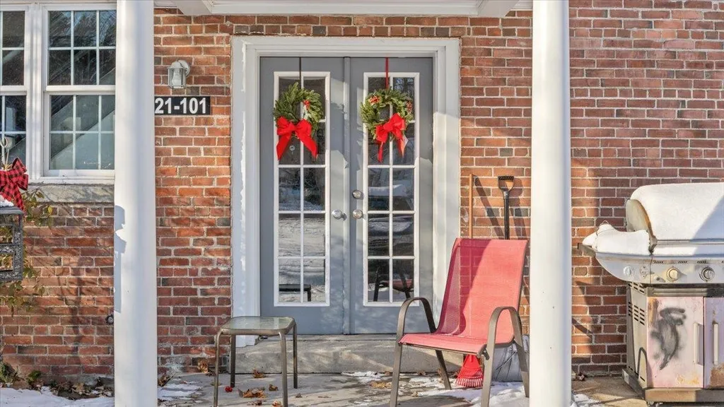 21 Railroad Street Milton VT 05468