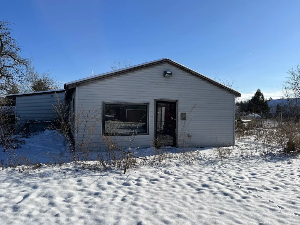 420 Route 7, South Milton VT 05468