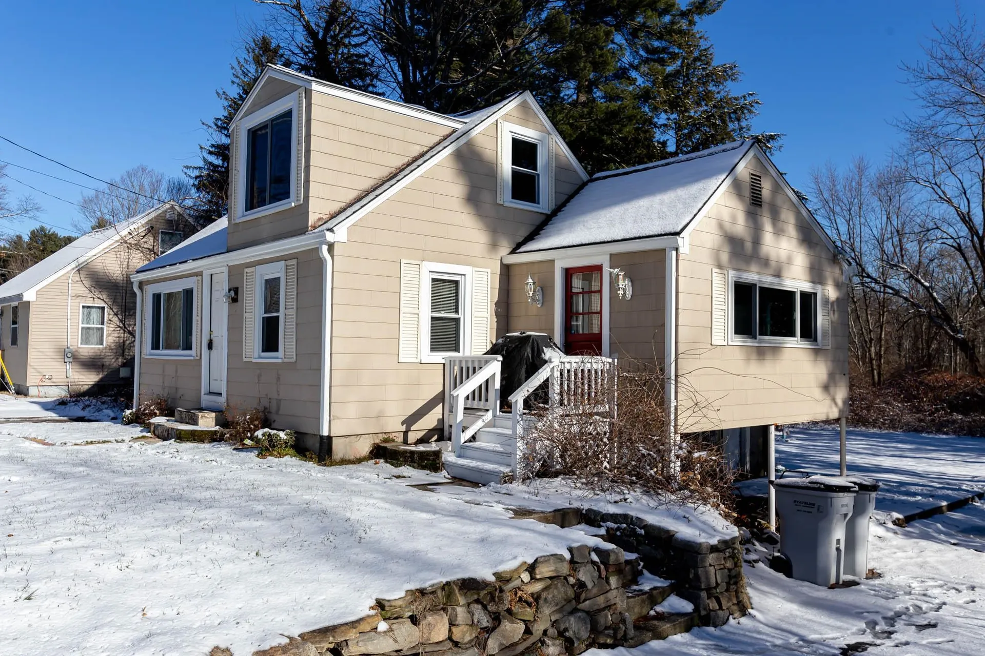 20 N Main Street Salem NH 03079