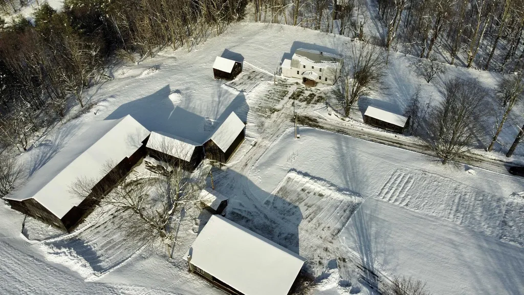 390 Clay Road Thetford VT 05054