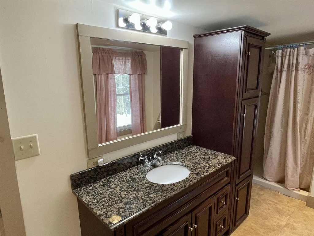 390 Clay Road Thetford VT 05054
