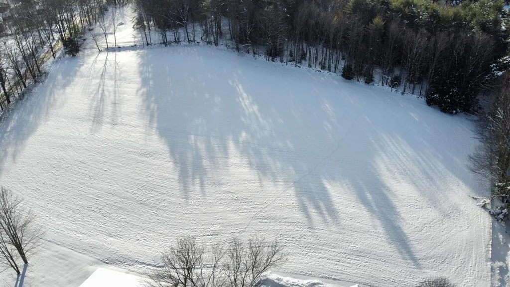 390 Clay Road Thetford VT 05054