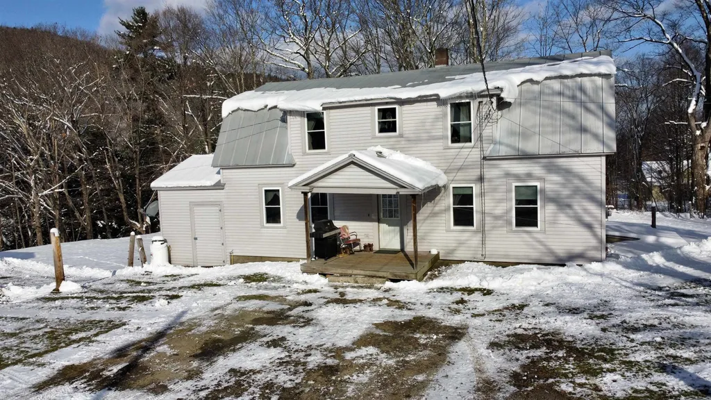 390 Clay Road Thetford VT 05054