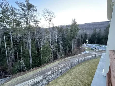 218/220 Qiv Jackson Gore Inn Ludlow VT 05149