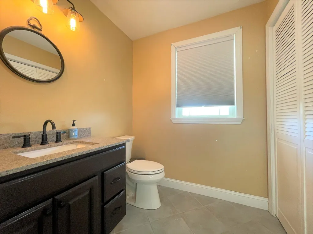 4 Carpenter Road Barnstead NH 03218