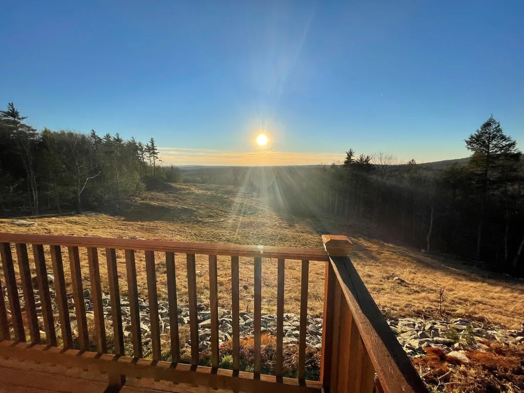 4 Carpenter Road Barnstead NH 03218