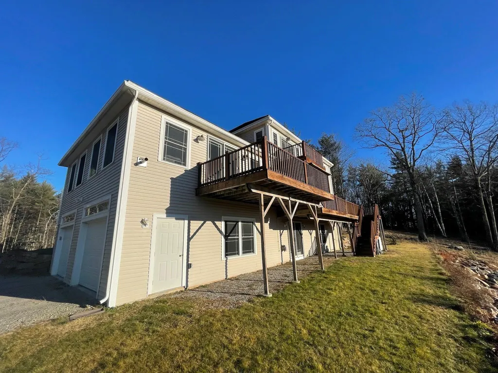 4 Carpenter Road Barnstead NH 03218