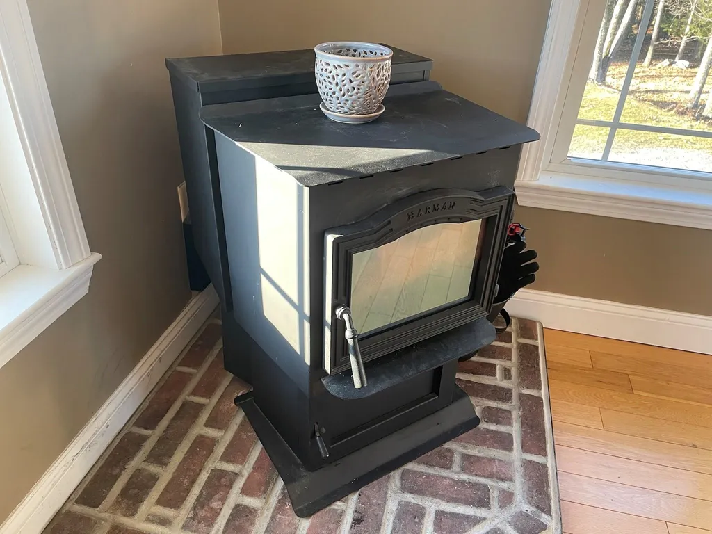 4 Carpenter Road Barnstead NH 03218
