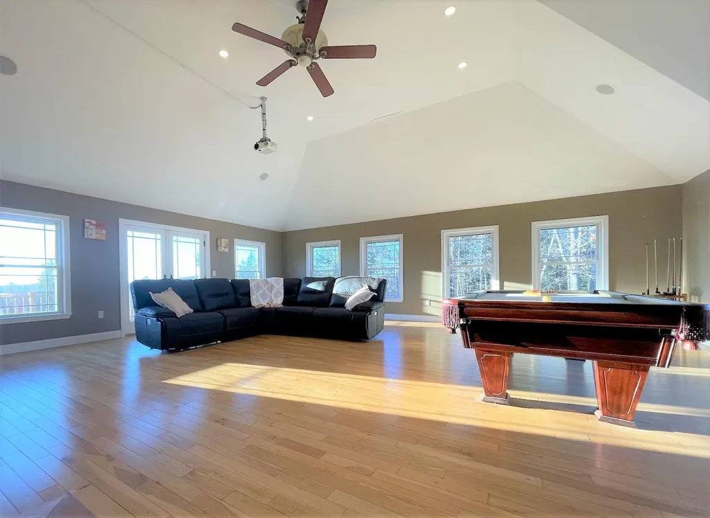 4 Carpenter Road Barnstead NH 03218