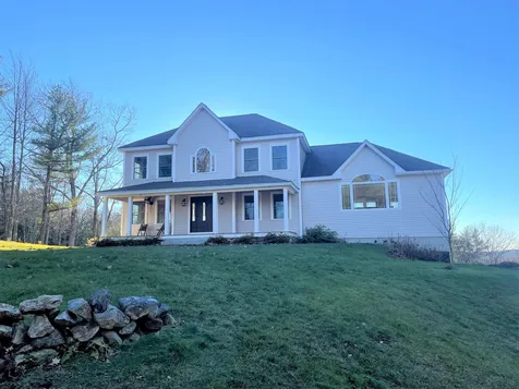 4 Carpenter Road Barnstead NH 03218