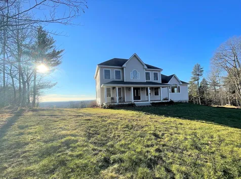 4 Carpenter Road Barnstead NH 03218