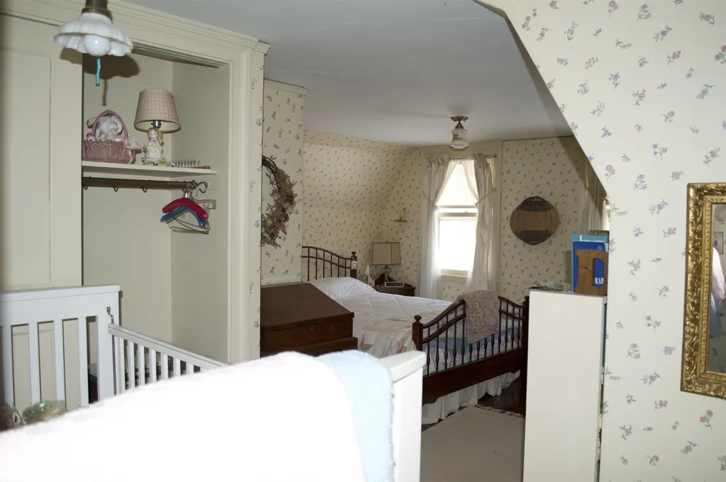 43 Summit Road Newport NH 03773