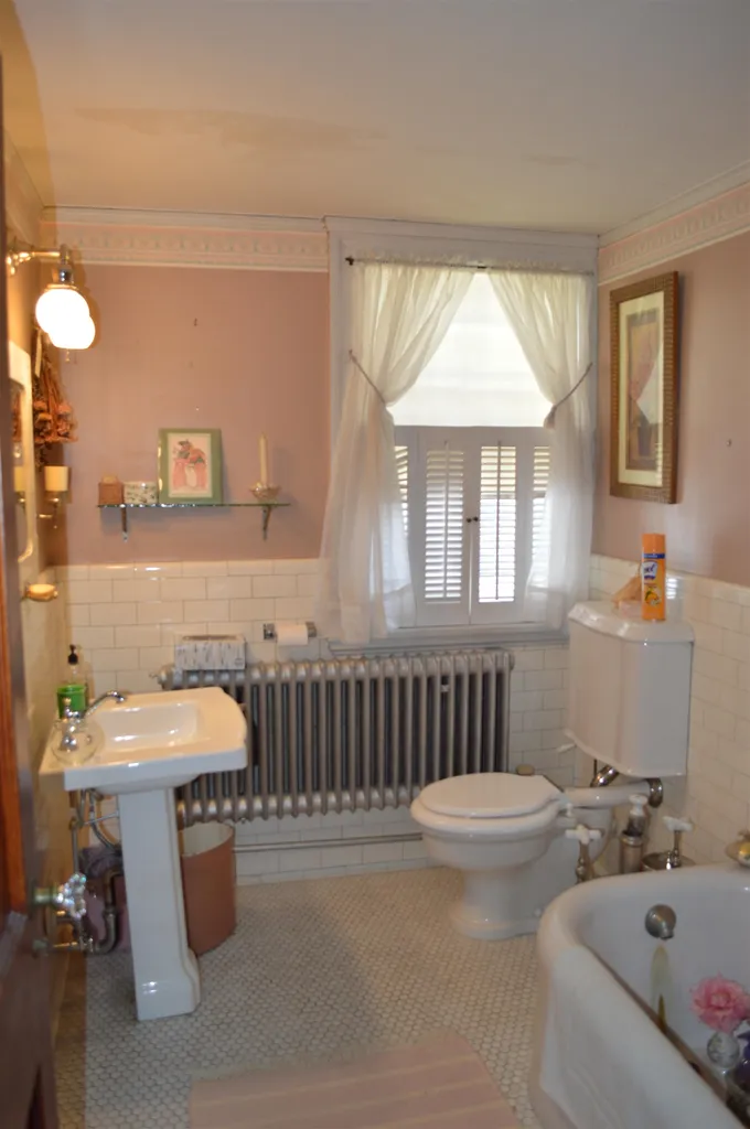 43 Summit Road Newport NH 03773