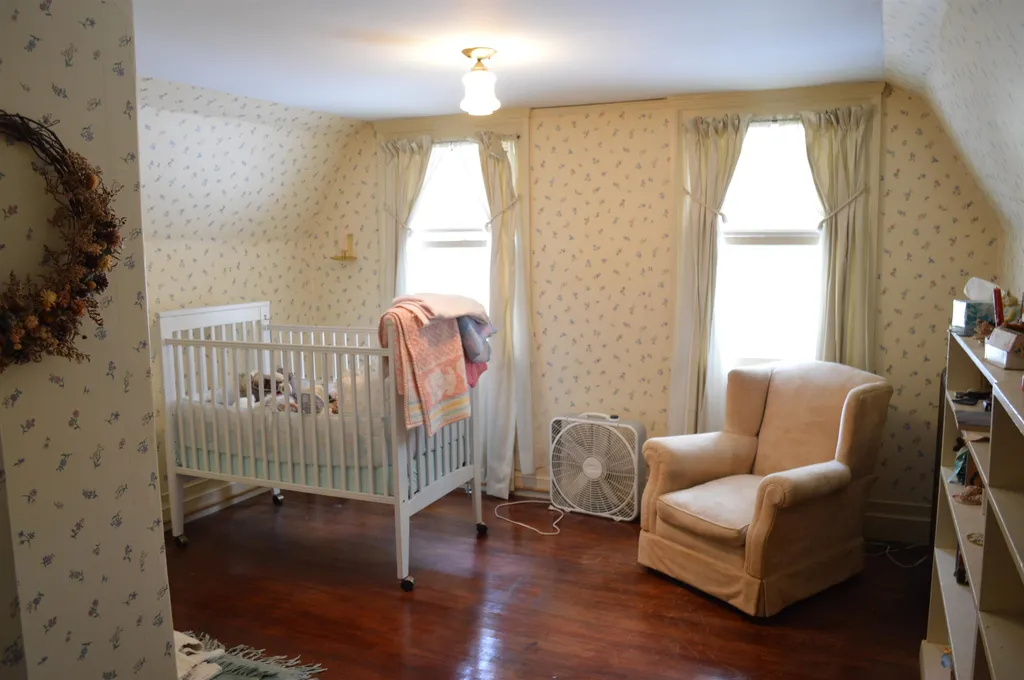 43 Summit Road Newport NH 03773