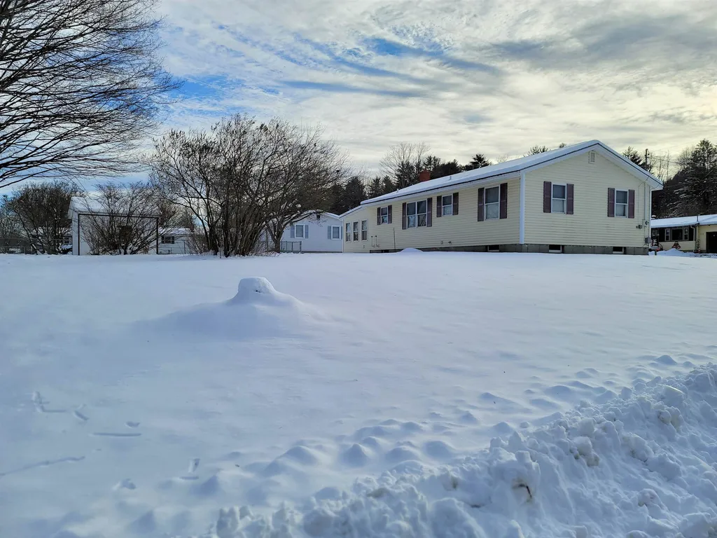 89 Caron Circle Royalton VT 05068