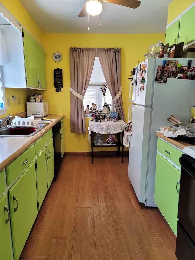 89 Caron Circle Royalton VT 05068