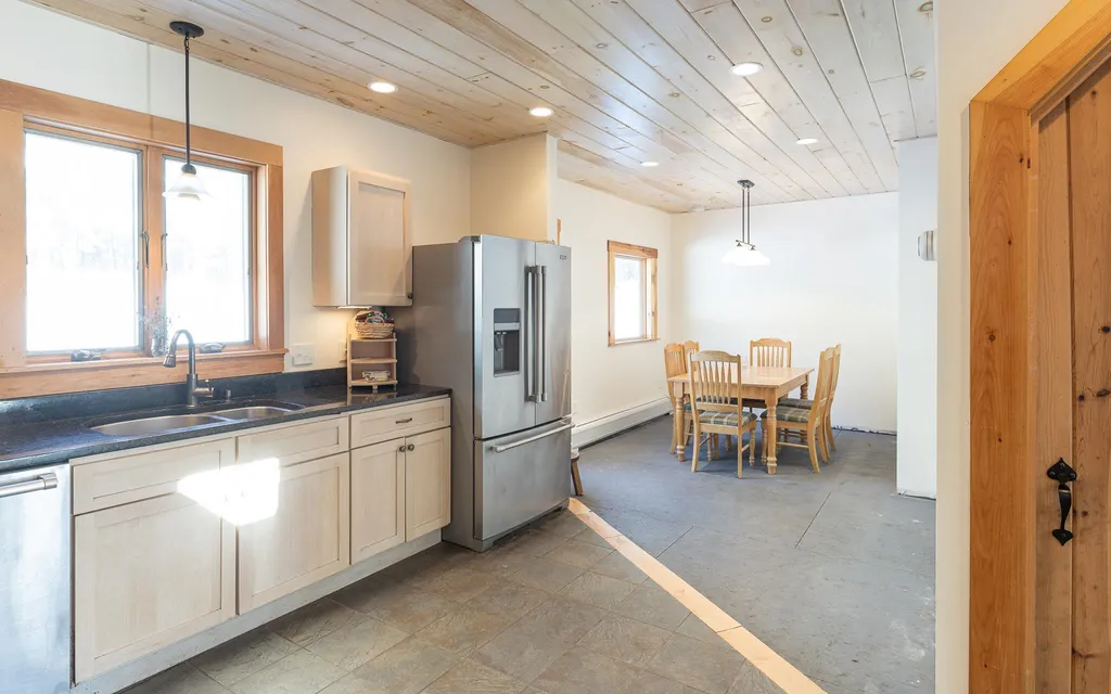 103 Winch Hill Road Langdon NH 03602