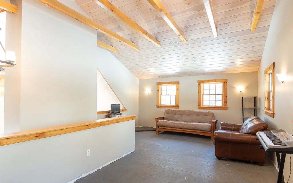103 Winch Hill Road Langdon NH 03602