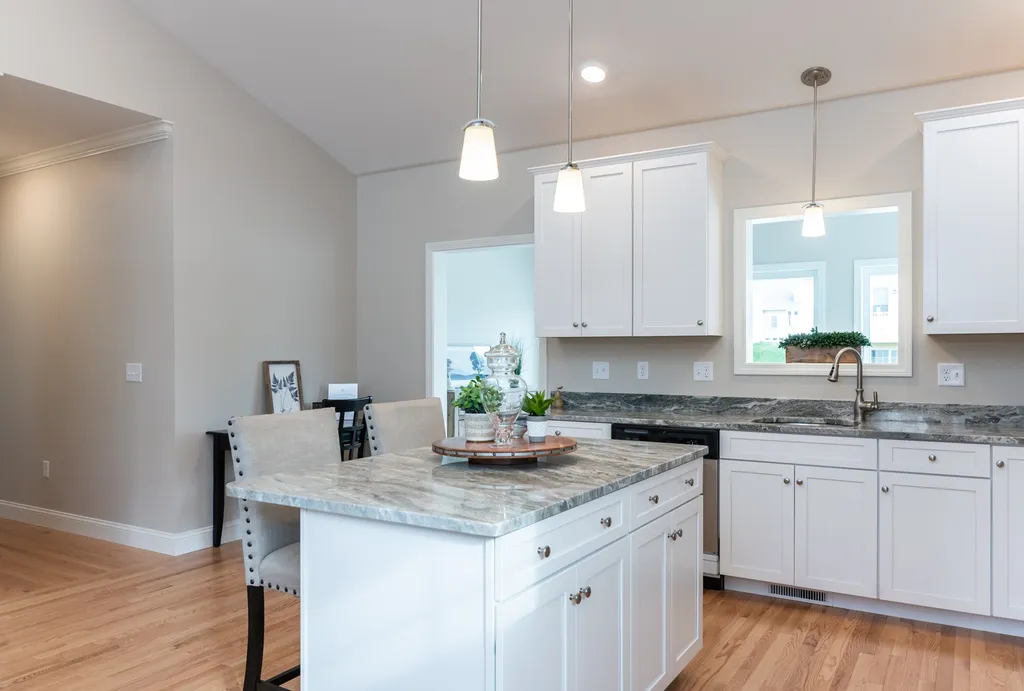 12 Townsend Place Merrimack NH 03054