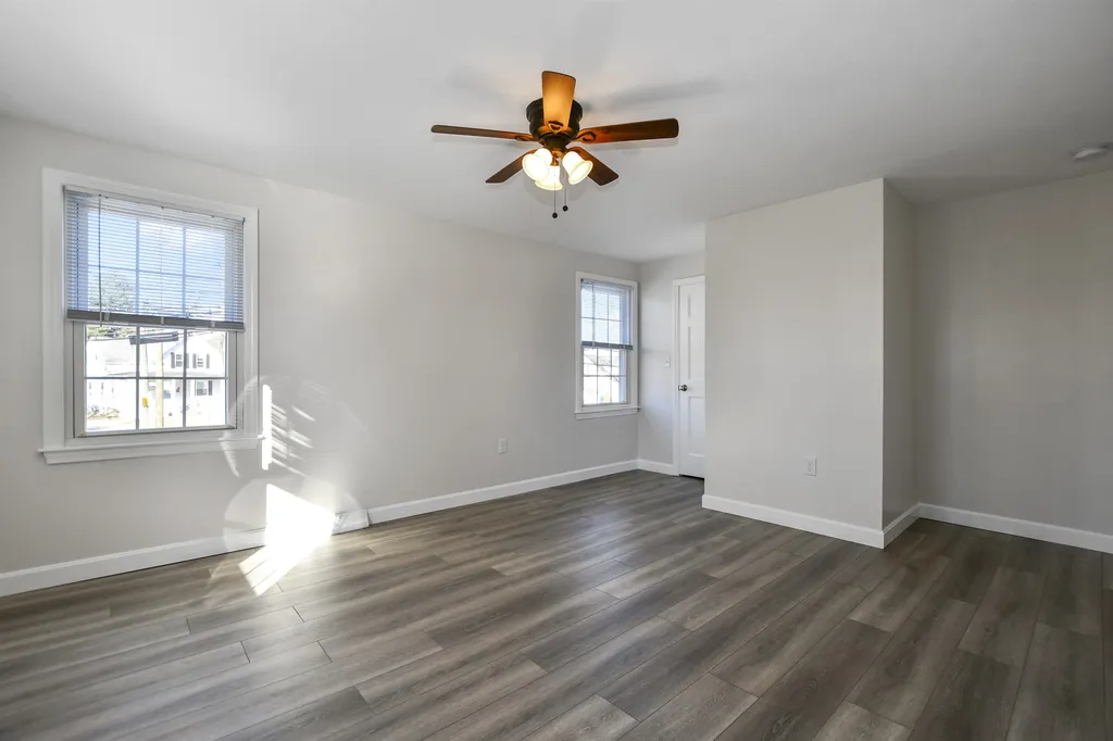 206-208 Kinsley Street Nashua NH 03060