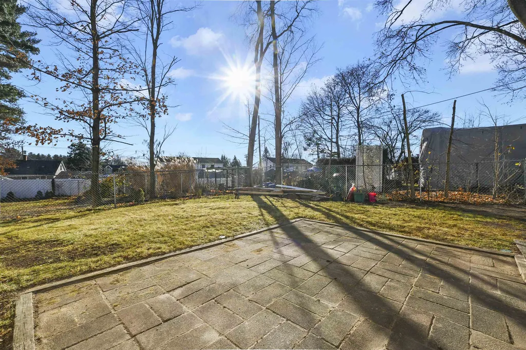 206-208 Kinsley Street Nashua NH 03060