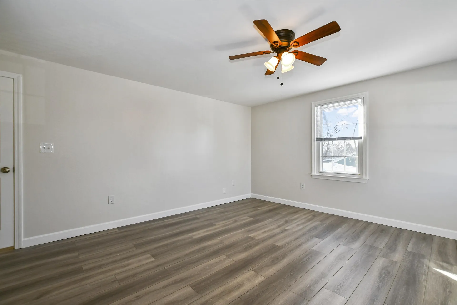 206-208 Kinsley Street Nashua NH 03060