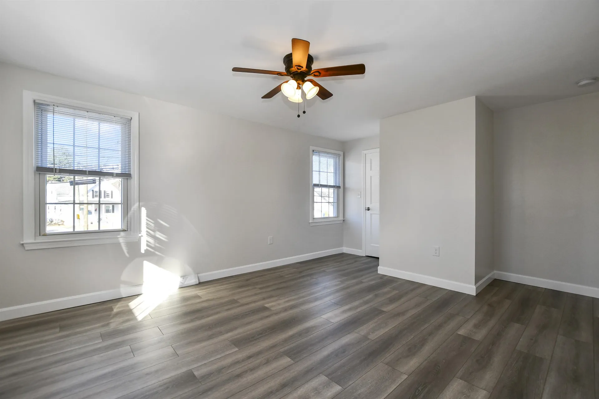 206-208 Kinsley Street Nashua NH 03060