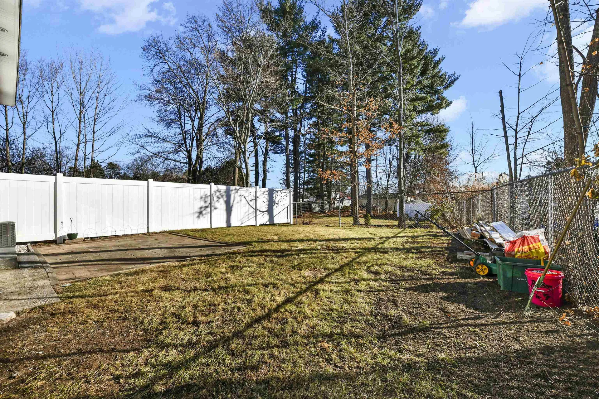 206-208 Kinsley Street Nashua NH 03060