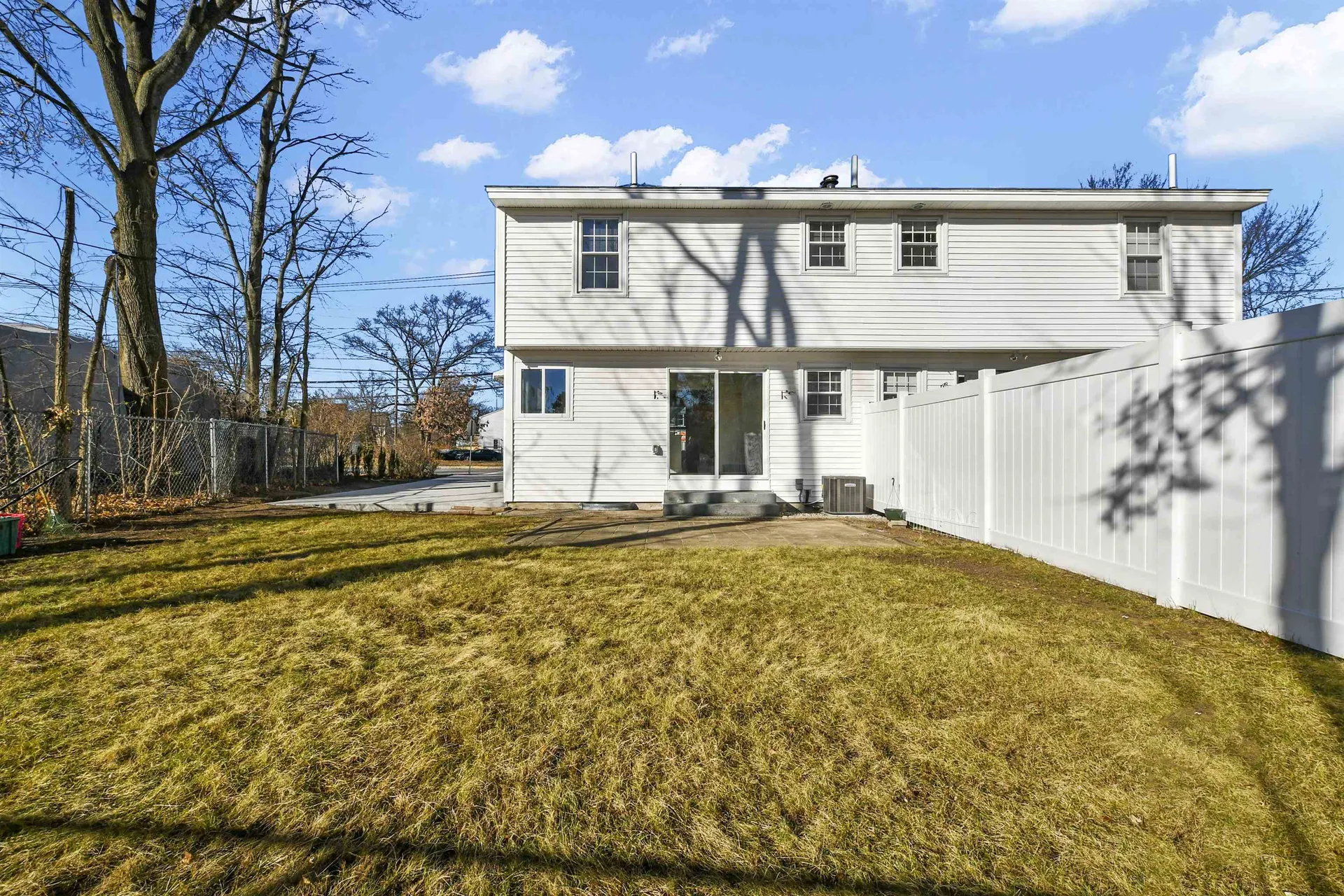 206-208 Kinsley Street Nashua NH 03060