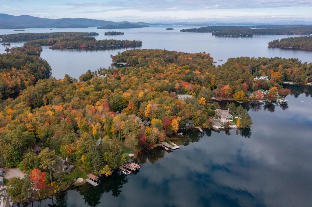 115 Springfield Point Road Wolfeboro NH 03894