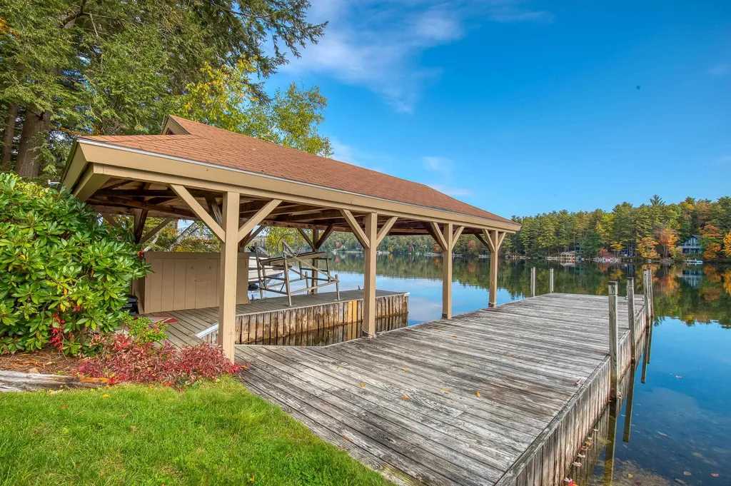 115 Springfield Point Road Wolfeboro NH 03894