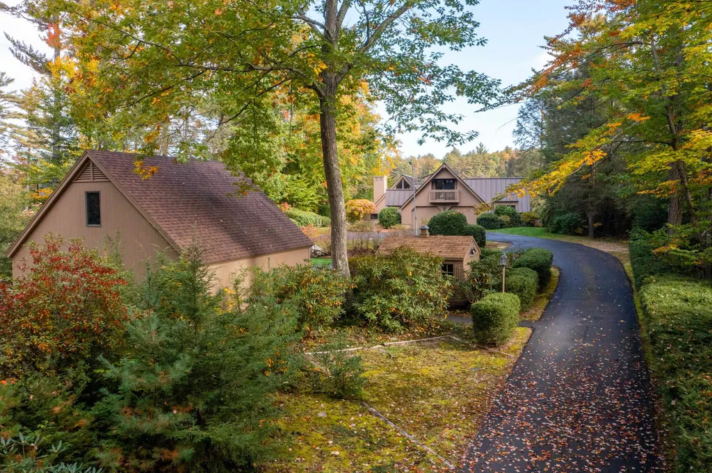 115 Springfield Point Road Wolfeboro NH 03894