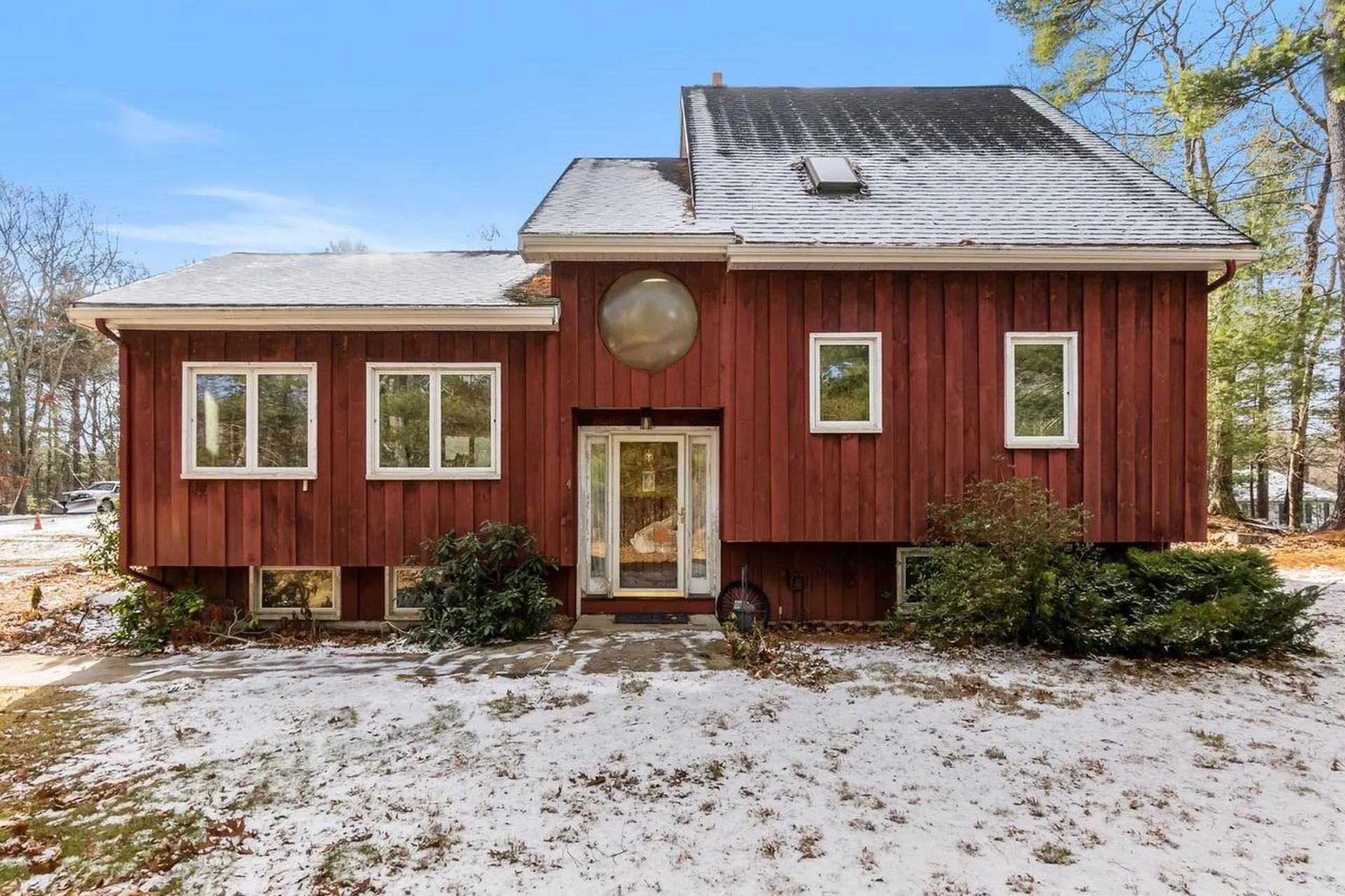 14 Debbie Drive Pelham NH 03076