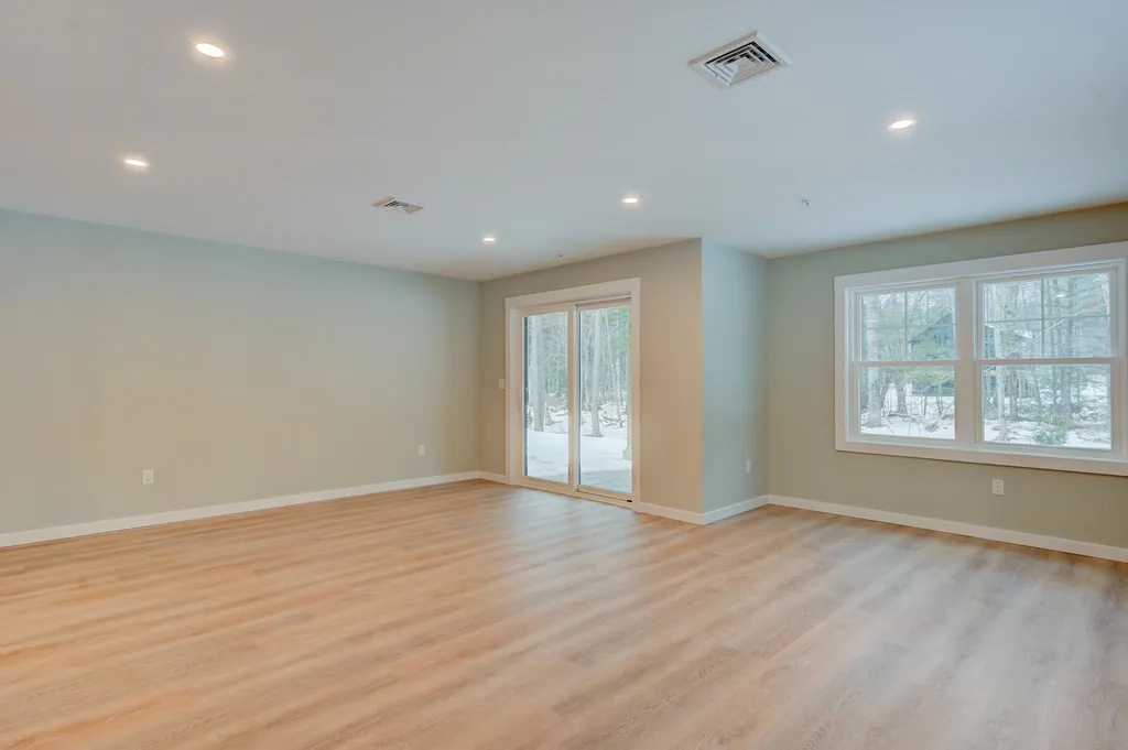168 Old Bartlett Road Conway NH 03860