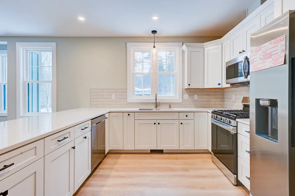 168 Old Bartlett Road Conway NH 03860