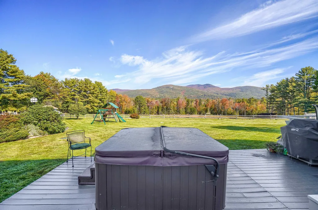 2 County Road Tuftonboro NH 03816