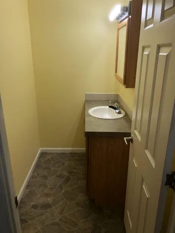4 Mckee Drive Concord NH 03301