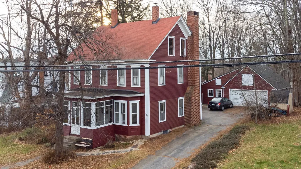19 High Street Goffstown NH 03045