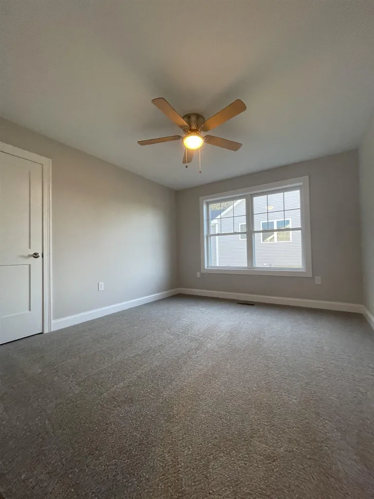 27 Luna Circle Somersworth NH 03878