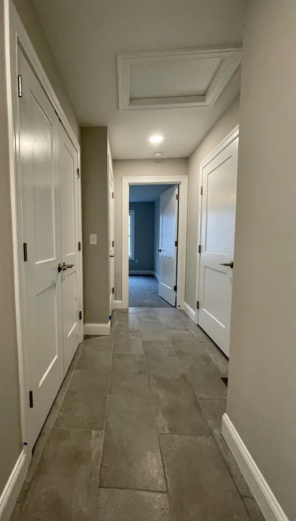 27 Luna Circle Somersworth NH 03878