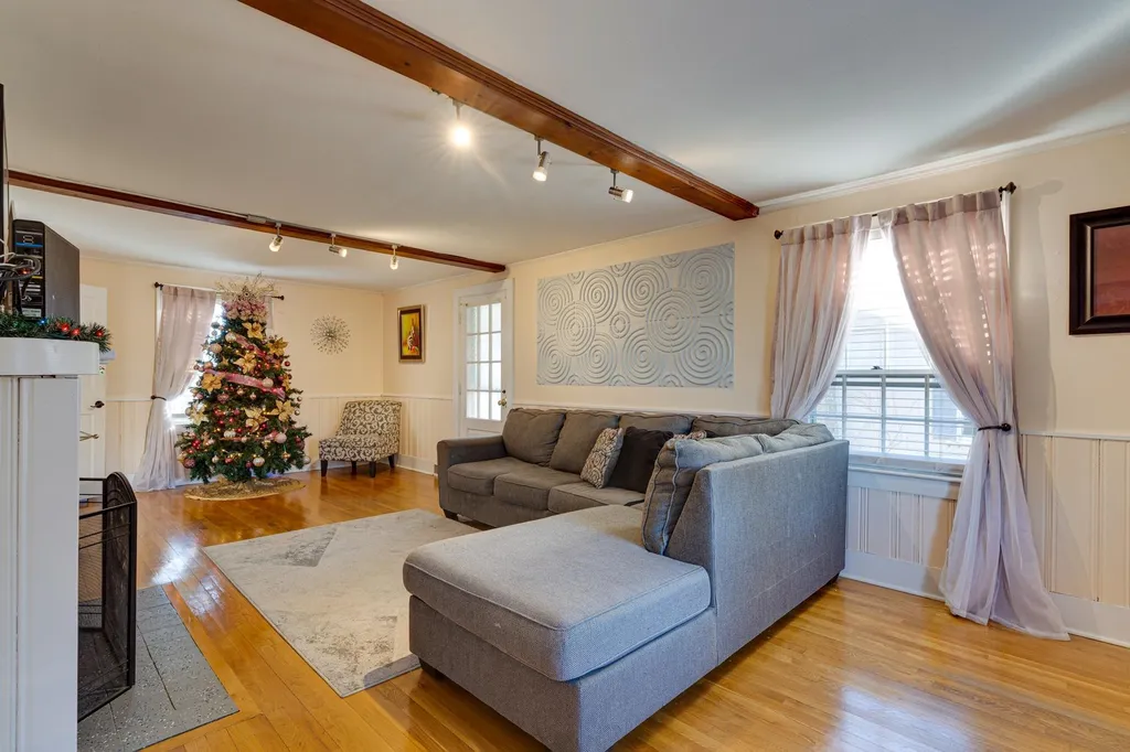 48 Grand Street Somersworth NH 03878