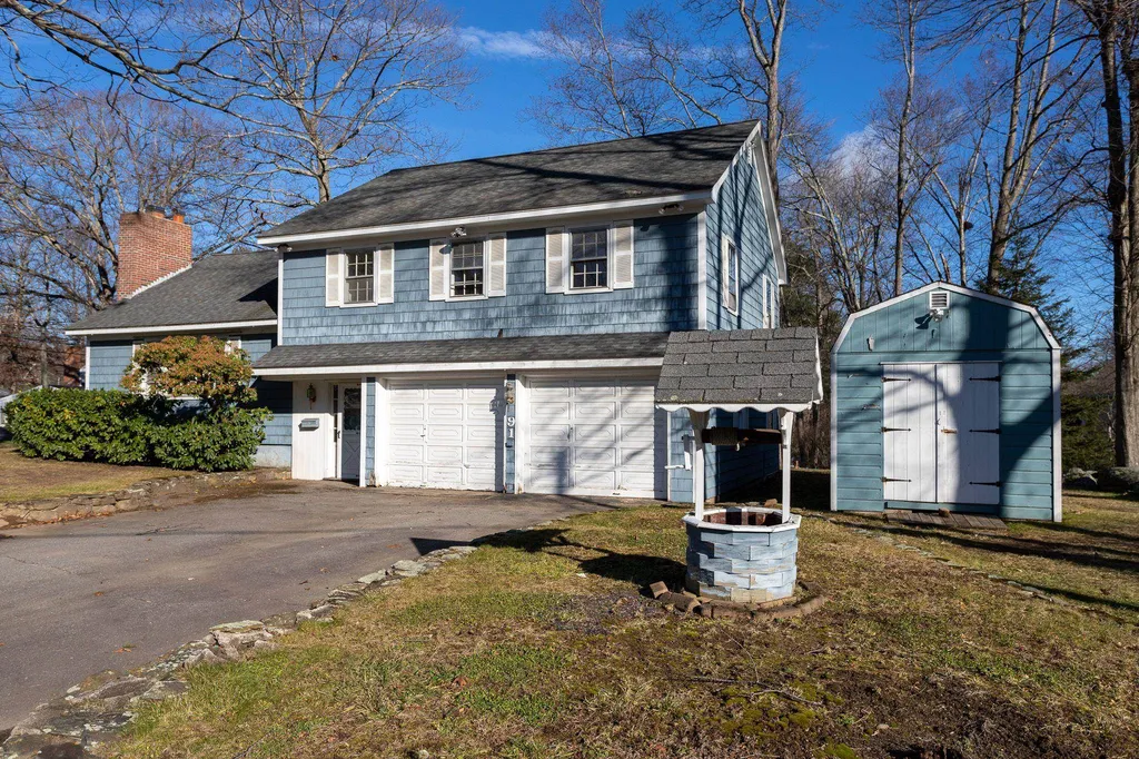 91 Carolan Avenue Hampton NH 03842