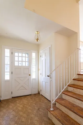 91 Carolan Avenue Hampton NH 03842
